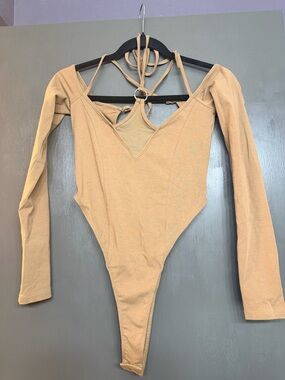 Women’s Long-Sleeve Halter Bodysuit in Camel